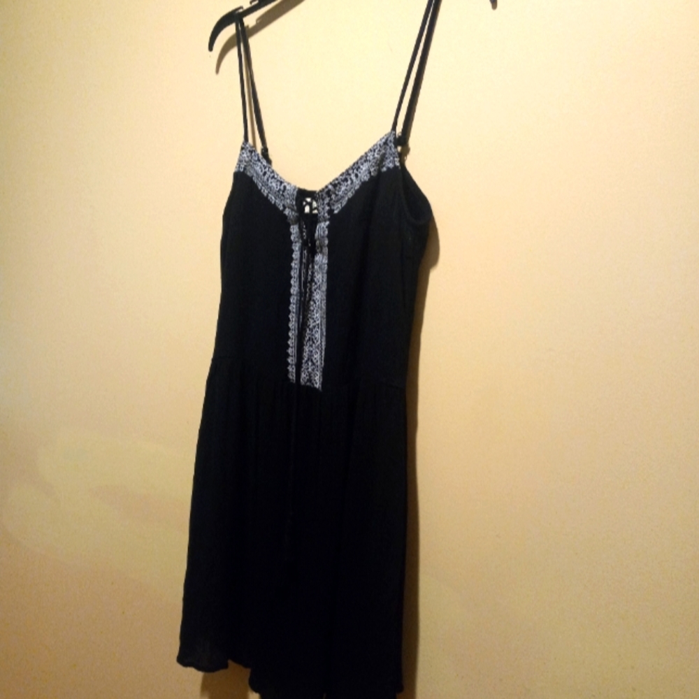 NWT / BEACH by EXIST black boho mini dress